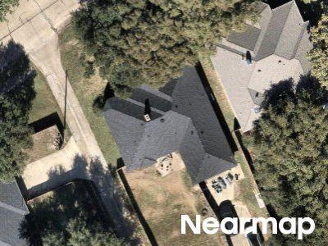 House for sale in Ennis, Ellis County