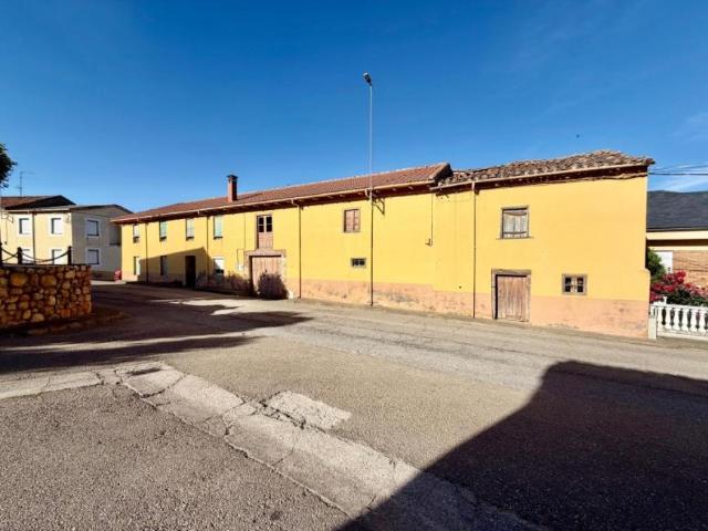 Casa en venta en Llamas De La Ribera, Castilla y León