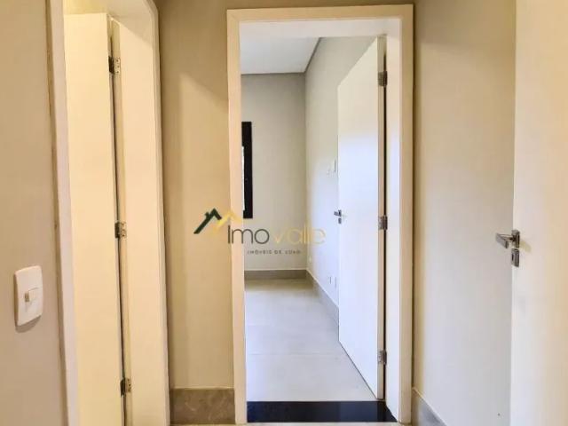 Casa aluguel em Região Imediata de São José dos Campos, Região Metropolitana do Vale do Paraíba e Litoral Norte