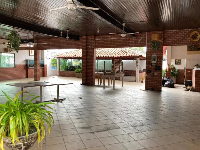 Casa Local En Arriendo En Barranquilla En Montes A241219