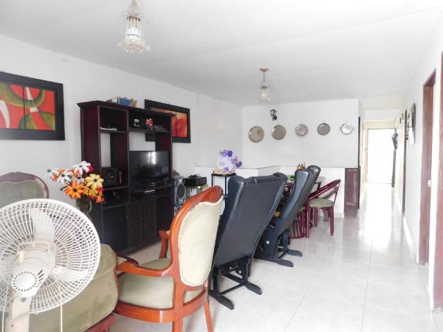 Casa Local En Venta En Soledad En Costa Hermosa V145419