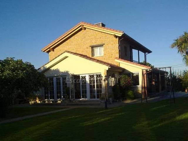 Casa en alquiler en Villaviciosa, Asturias