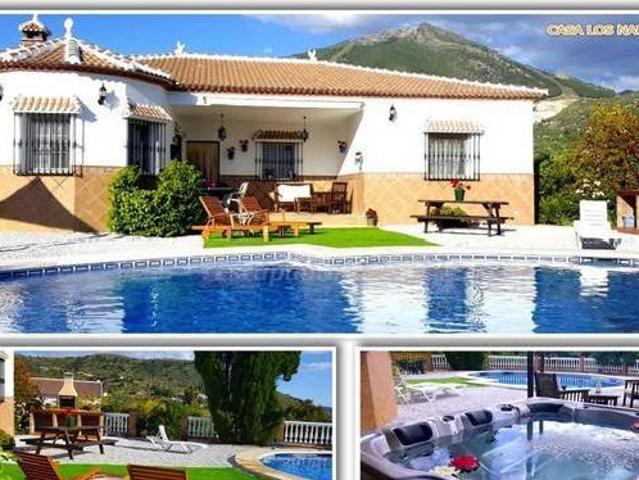 Casa en alquiler en La Axarquía, Andalucía