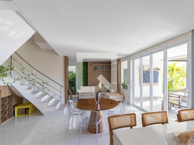 Casa aluguel em Jardim Miriam, São Thomé das Letras