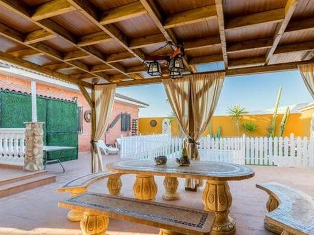 Casa en alquiler en Sevilla