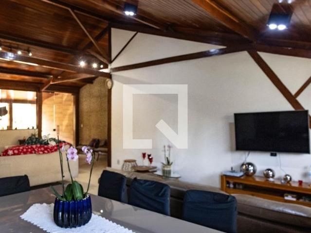 Casa aluguel em Região Geográfica Imediata de Belo Horizonte, Região Metropolitana de Belo Horizonte