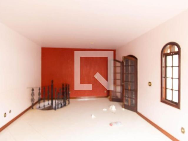 Casa aluguel em Região Geográfica Imediata do Rio de Janeiro, Região Metropolitana do Rio de Janeiro