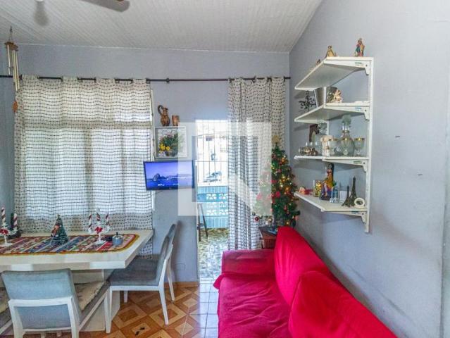 Casa aluguel em Região Geográfica Imediata do Rio de Janeiro, Região Metropolitana do Rio de Janeiro