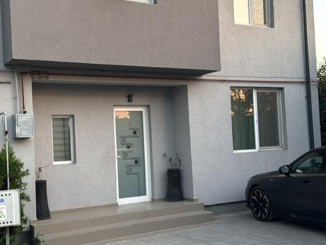 Casă vânzări în Navodari, Caraş-severin