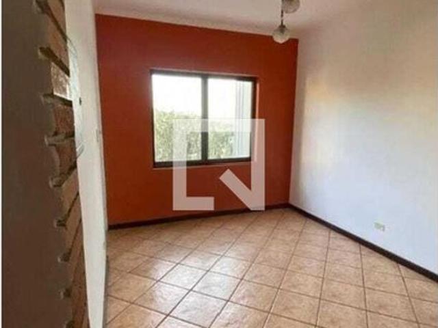 Casa aluguel em Região Geográfica Imediata de Belo Horizonte, Região Metropolitana de Belo Horizonte