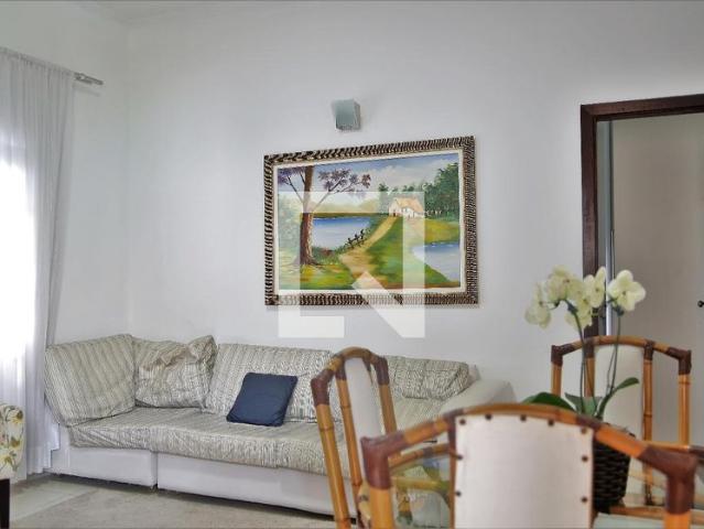 Casa aluguel em Maracanã, Praia Grande