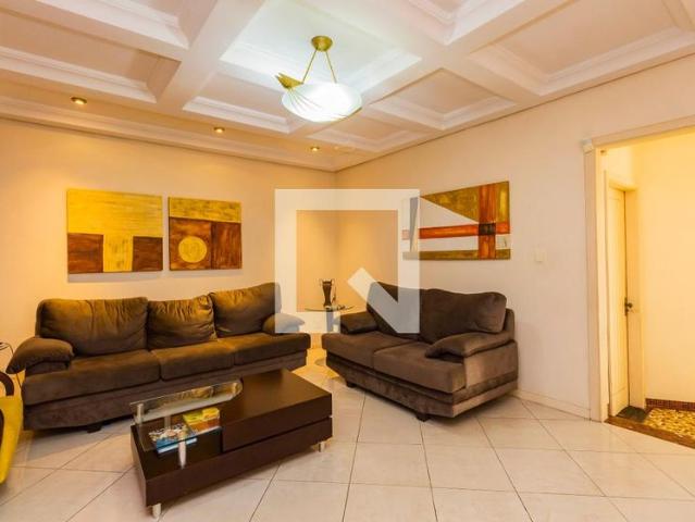 Casa aluguel em Região Geográfica Imediata de Porto Alegre, Região Metropolitana de Porto Alegre