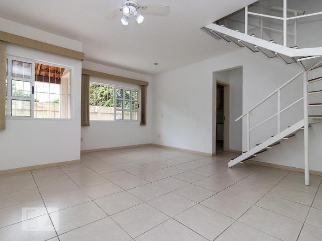 Casa aluguel em Região Geográfica Imediata do Rio de Janeiro, Região Metropolitana do Rio de Janeiro