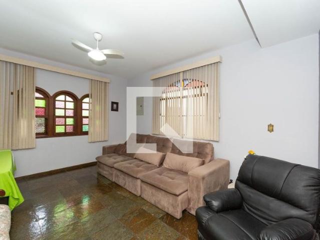 Casa venda em Região Geográfica Imediata de Belo Horizonte, Região Metropolitana de Belo Horizonte