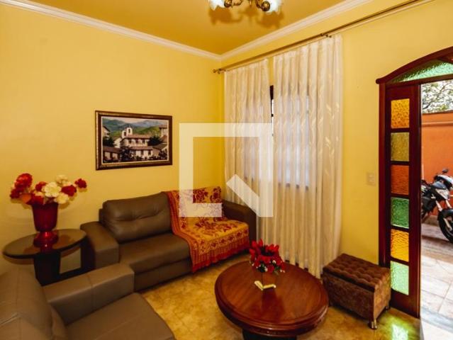 Casa aluguel em Região Geográfica Imediata de Belo Horizonte, Região Metropolitana de Belo Horizonte