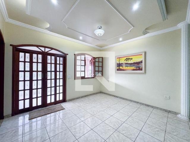 Casa aluguel em Região Geográfica Imediata de Belo Horizonte, Região Metropolitana de Belo Horizonte