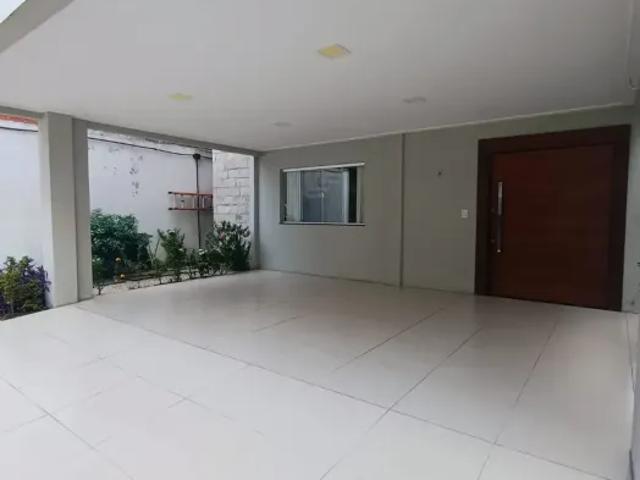 Casa aluguel em Região Geográfica Imediata de Belém, Belém