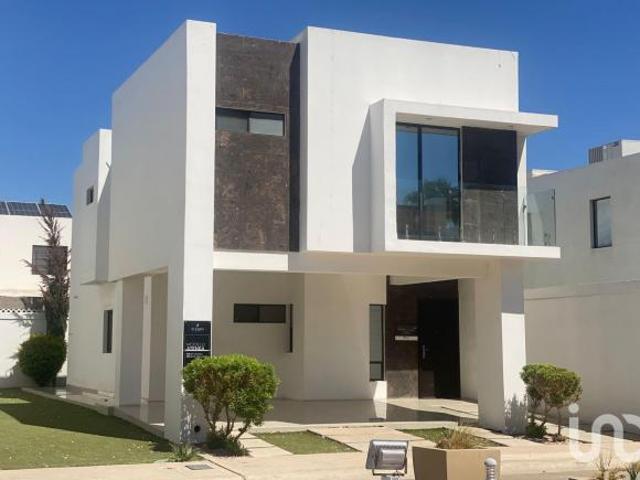 Casa en venta en Mexicali, Baja California