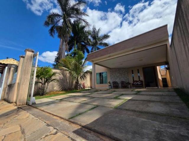 Casa venda em Região Geográfica Imediata do Distrito Federal, Região Integrada de Desenvolvimento do Distrito Federal e Entorno