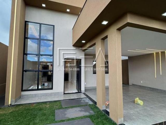 Casa venda em Região Geográfica Imediata de Águas Lindas de Goiás, Região Integrada de Desenvolvimento do Distrito Federal e Entorno
