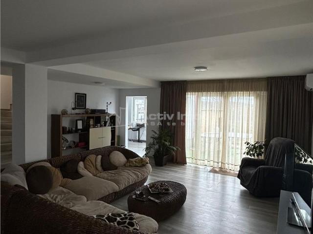 Casă închirieri în Samurcasi, Dâmbovița