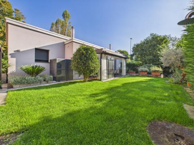 Einfamilienhaus kaufen in Locarno, Tessin