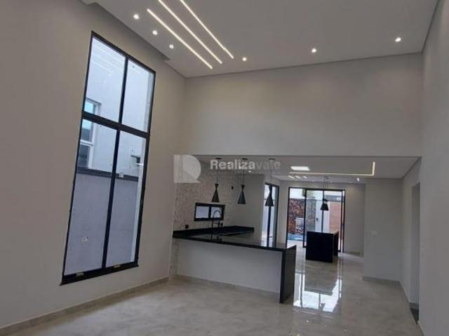 Casa venda em Região Imediata de Taubaté-Pindamonhangaba, Região Metropolitana do Vale do Paraíba e Litoral Norte