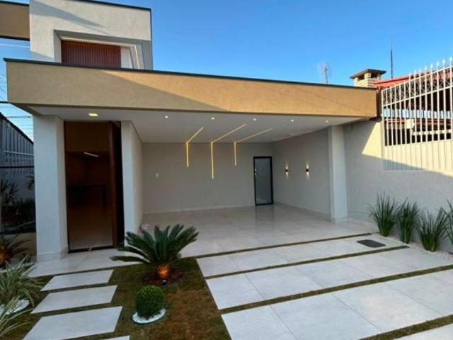 Casa venda em Região Geográfica Imediata do Distrito Federal, Região Integrada de Desenvolvimento do Distrito Federal e Entorno