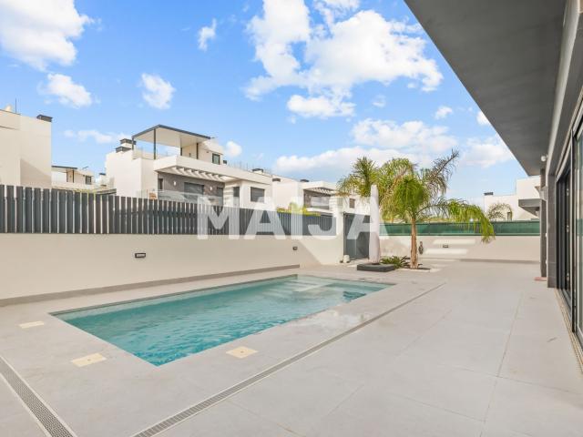 Chalet en venta en Urbanización Montemar, el Baix Segura / La Vega Baja