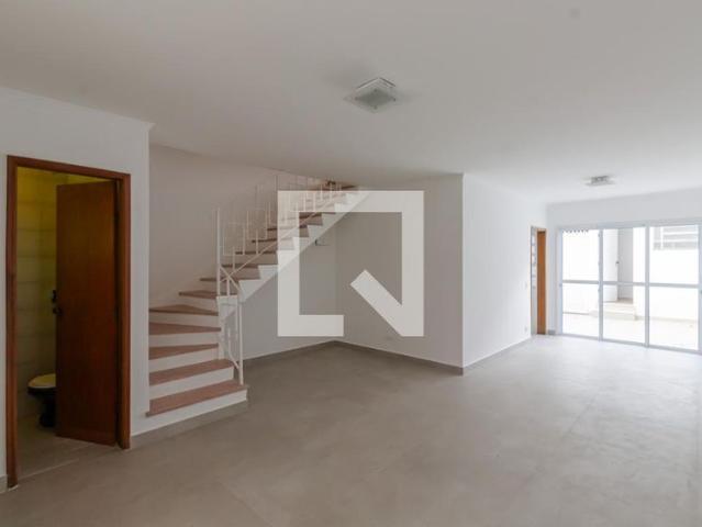 Casa aluguel em Região Imediata de São Paulo, Região Metropolitana de São Paulo