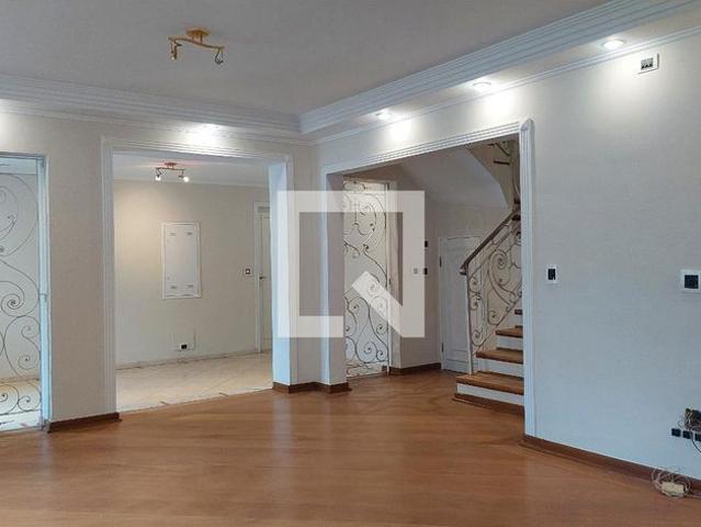 Casa aluguel em Região Imediata de São Paulo, Região Metropolitana de São Paulo