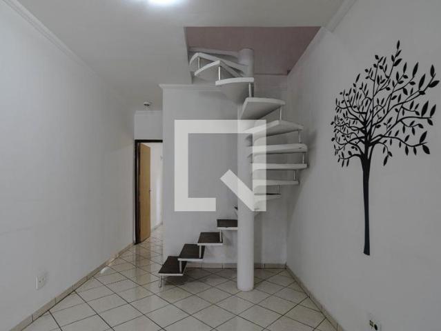 Casa aluguel em Vila São Sebastião, Mogi das Cruzes
