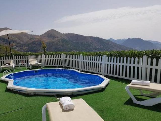 Casa en alquiler en La Axarquía, Andalucía