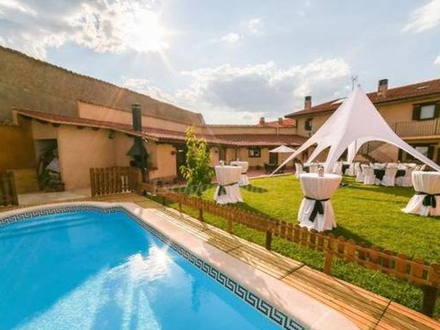 Casa en alquiler en Montamarta
