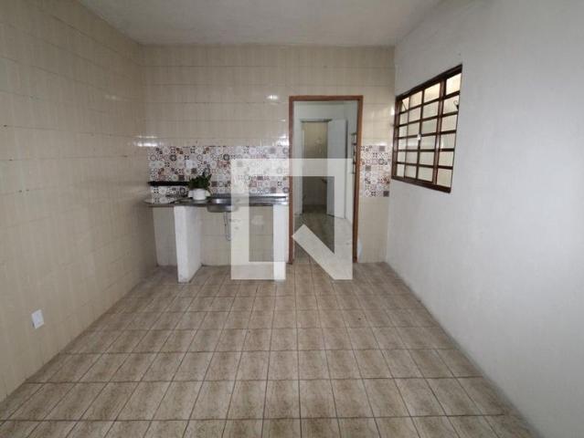 Casa aluguel em Região Imediata de São José dos Campos, Região Metropolitana do Vale do Paraíba e Litoral Norte