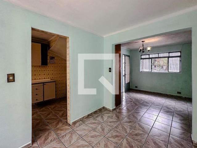 Casa aluguel em Água Rasa, Biritiba-Mirim