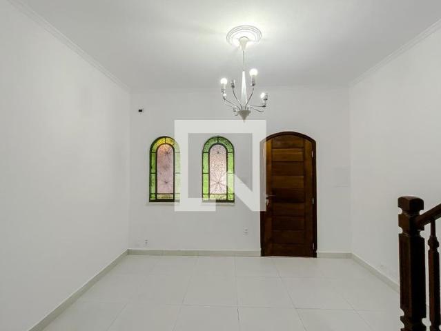 Casa aluguel em Região Imediata de São Paulo, Região Metropolitana de São Paulo