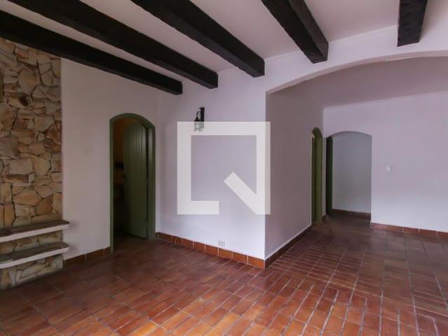 Casa aluguel em Região Imediata de São Paulo, Região Metropolitana de São Paulo