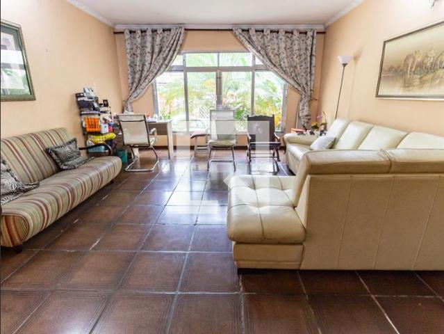 Casa aluguel em Região Imediata de São Paulo, Região Metropolitana de São Paulo