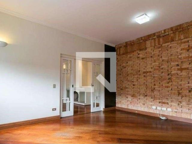 Casa aluguel em Região Imediata de São Paulo, Região Metropolitana de São Paulo