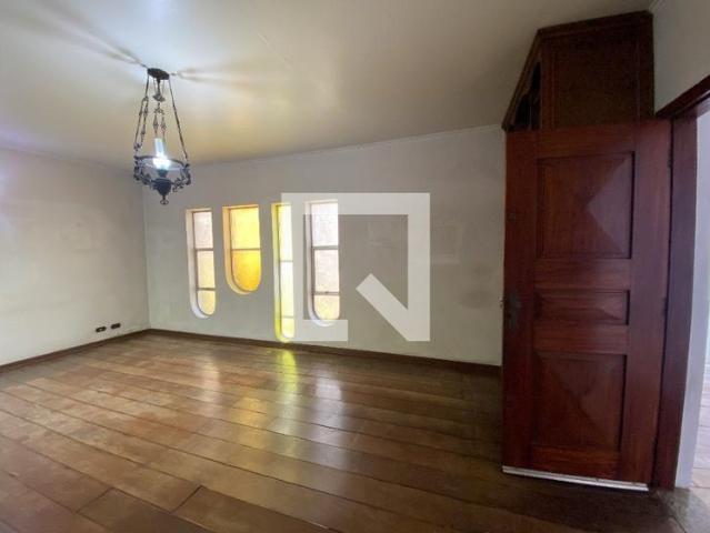 Casa aluguel em Região Imediata de São Paulo, Região Metropolitana de São Paulo