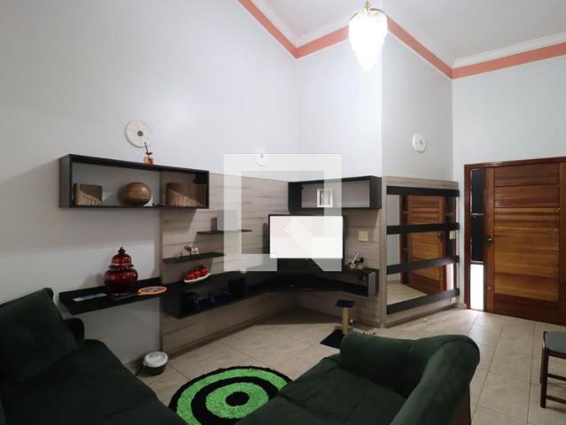 Casa aluguel em Região Geográfica Imediata de Uberlândia, Oliveira Fortes