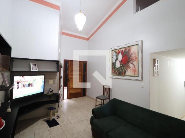 Casa aluguel em Região Geográfica Imediata de Uberlândia, Oliveira Fortes