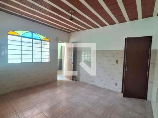 Casa aluguel em Região Geográfica Imediata de Belo Horizonte, Região Metropolitana de Belo Horizonte