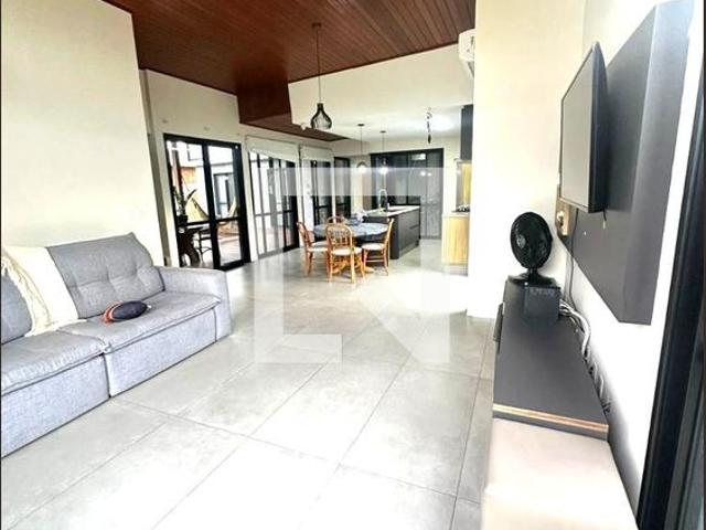 Casa aluguel em Região Geográfica Imediata de Florianópolis, Desterro