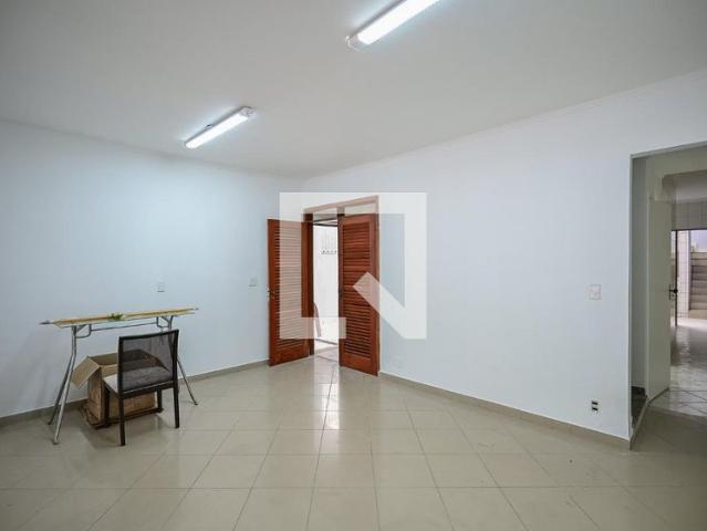 Casa aluguel em Região Imediata de São Paulo, Região Metropolitana de São Paulo