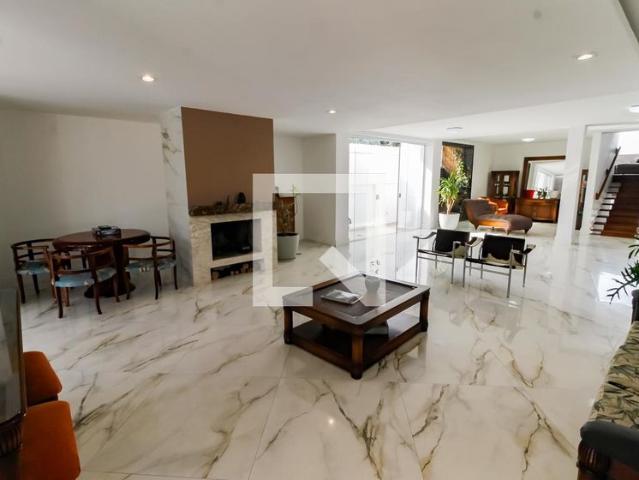 Casa aluguel em Região Imediata de São Paulo, Região Metropolitana de São Paulo