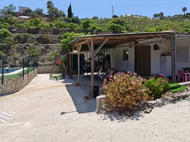 Casa en venta en Benajarafe, La Axarquía