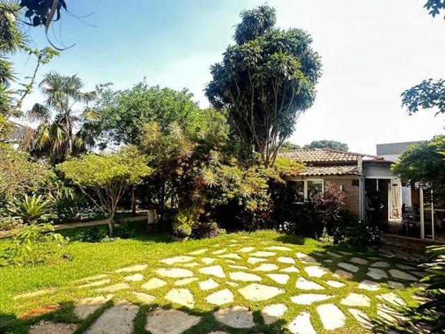 Casa venda em Região Geográfica Imediata do Distrito Federal, Região Integrada de Desenvolvimento do Distrito Federal e Entorno