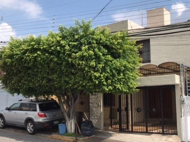 Casa en renta en Jardines Universidad, Zapopan